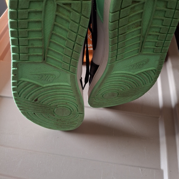 Black and Mint High-Top Air Jordans - Picture 6 of 6